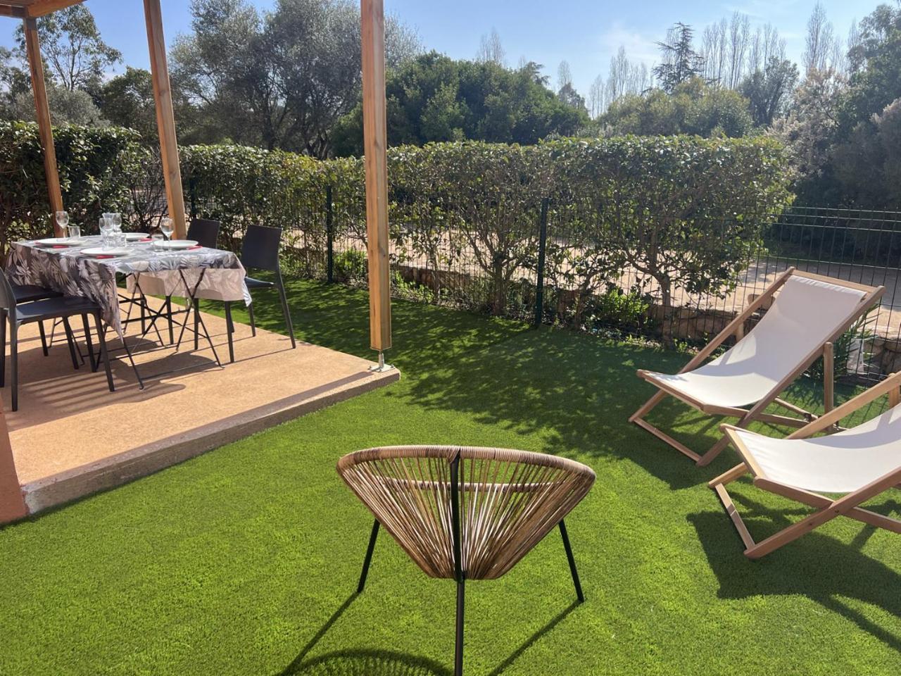 Residence Hoteliere Les Hameaux De Saint Cyprien Appartement 2 Chambres Леччі Екстер'єр фото