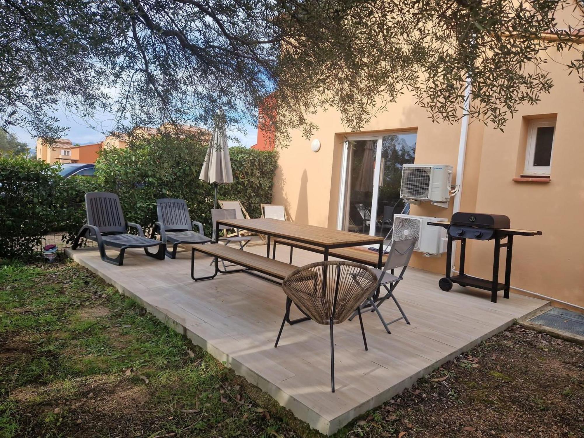 Residence Hoteliere Les Hameaux De Saint Cyprien Appartement 2 Chambres Леччі Екстер'єр фото