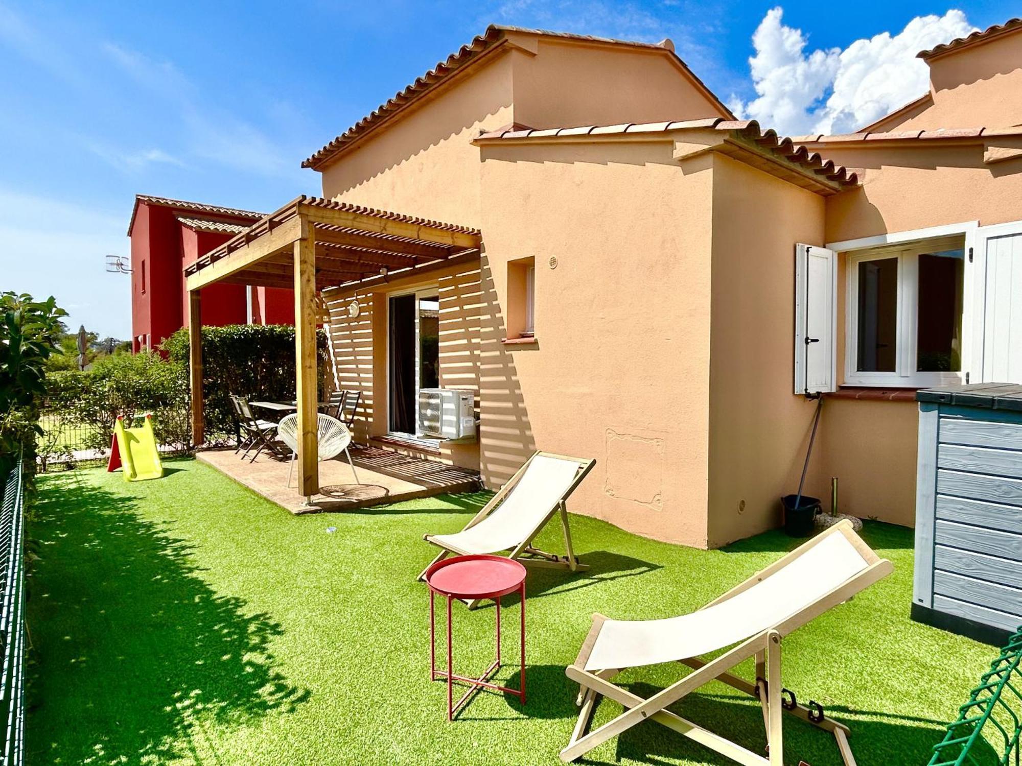 Residence Hoteliere Les Hameaux De Saint Cyprien Appartement 2 Chambres Леччі Екстер'єр фото