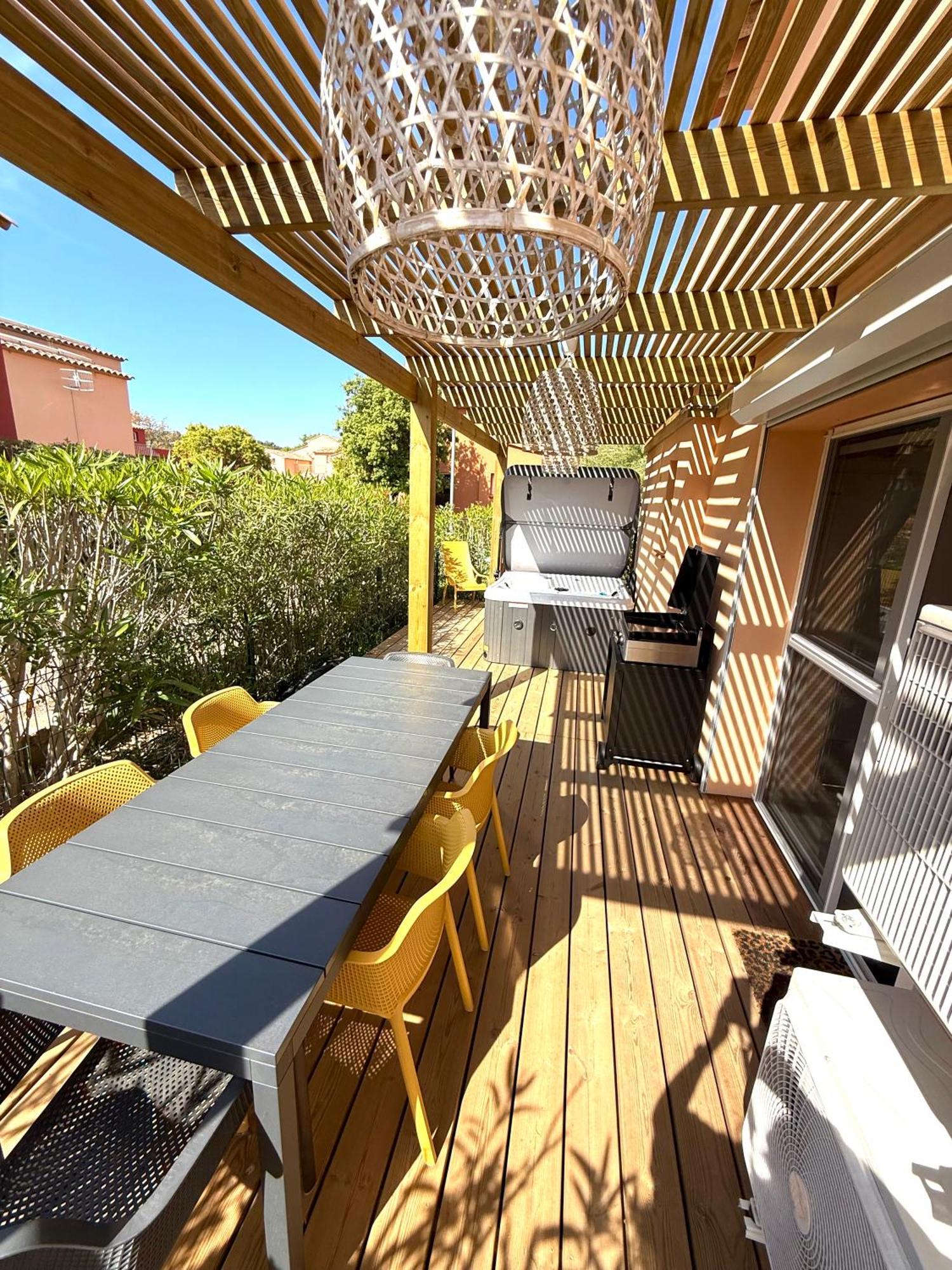 Residence Hoteliere Les Hameaux De Saint Cyprien Appartement 2 Chambres Леччі Екстер'єр фото